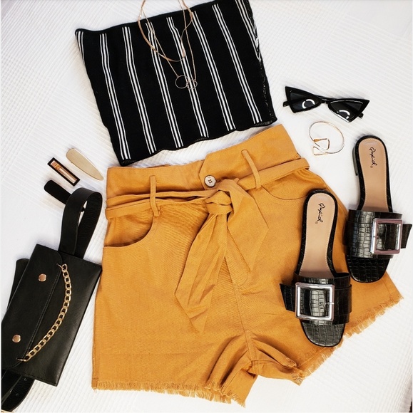 🚨END OF SUMMER SALE// Desert orange Shorts - Picture 2 of 8